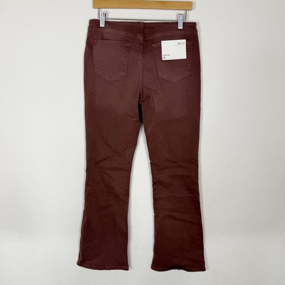 BDG Comfort Stretch Ultra Low Rise Flare Jean - Picture 4 of 10